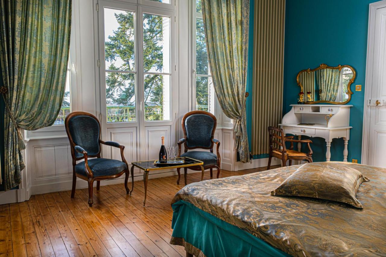 Le Chateau Des Tourelles En Vendee La Gaubretiere Εξωτερικό φωτογραφία